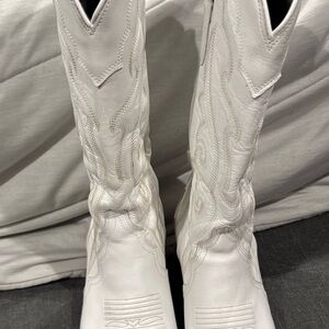 J.B. Dillon White Heeled Boots